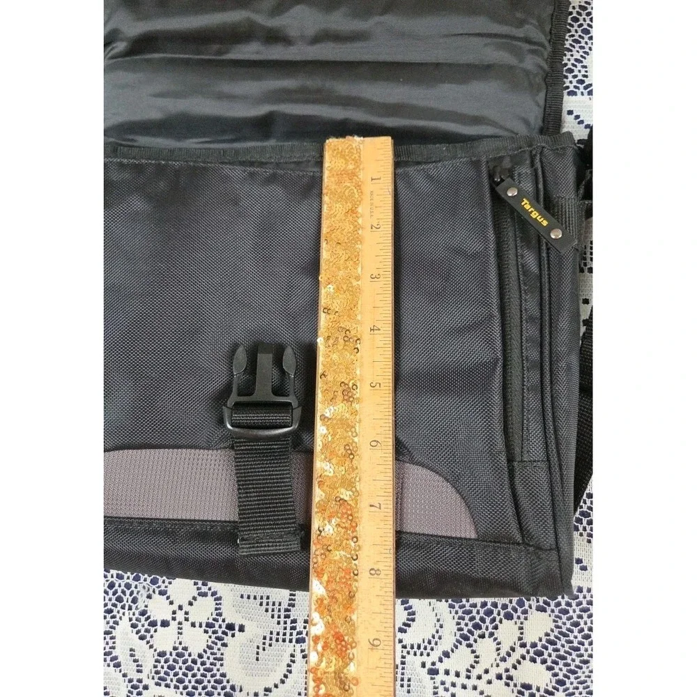 Targus City Gear Bag Laptop Notebook Messenger  Computer Travel Adjustable Strap